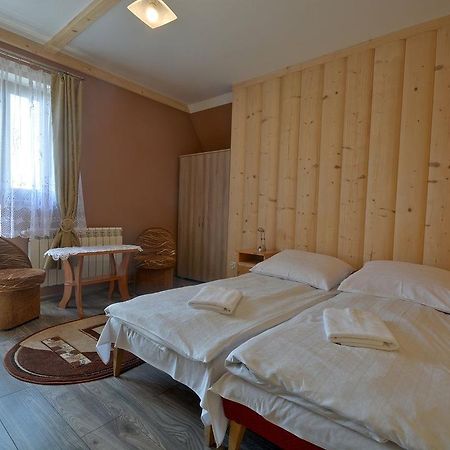 Dom Wypoczynkowy Skorusa Bialka Tatrzanska Exteriör bild